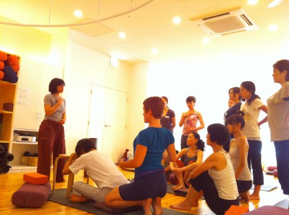 「100歳になってもヨガがしたいから。」