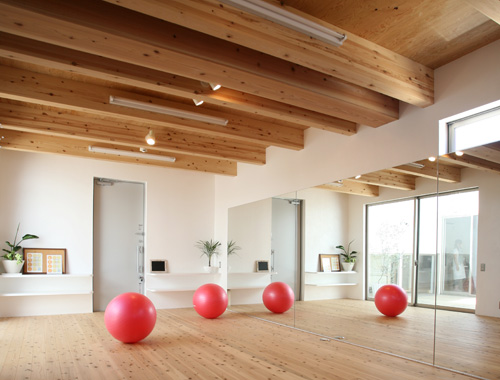 STUDIO NATURALLY スタジオナチュラリー