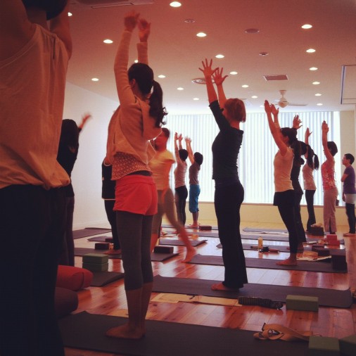 (11/21)教えて！ドミニカ先生！【ハッピーな腰＆背骨をつくる後屈】